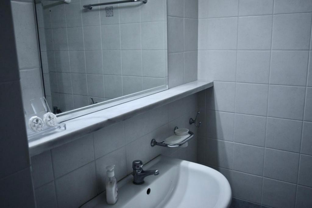 Eviaxl Studios Khronia Экстерьер фото
